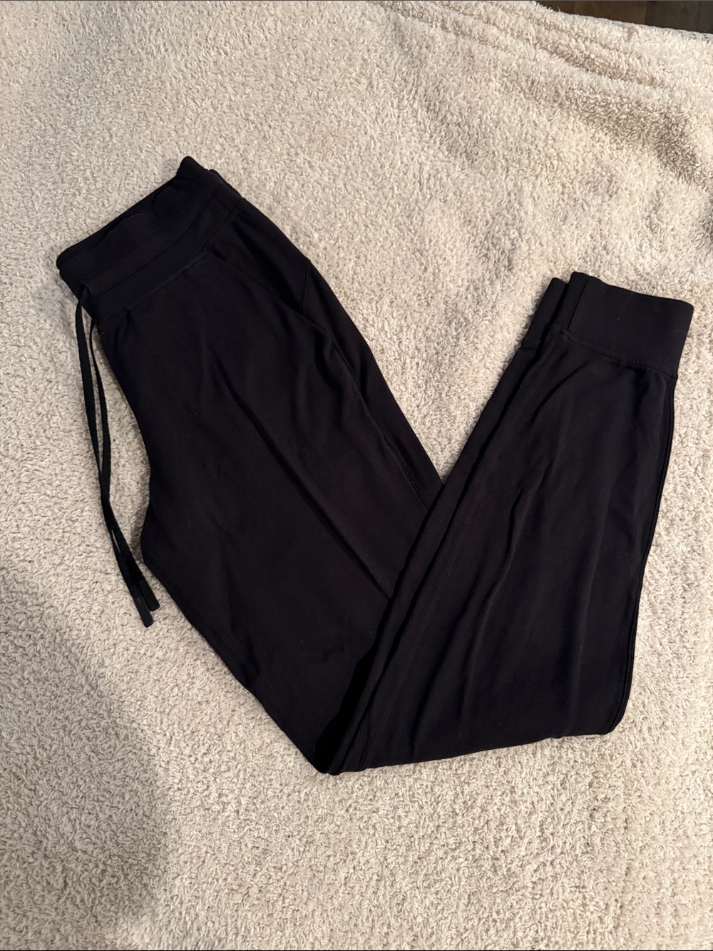 Black lululemon Jogger Pants - Size 6